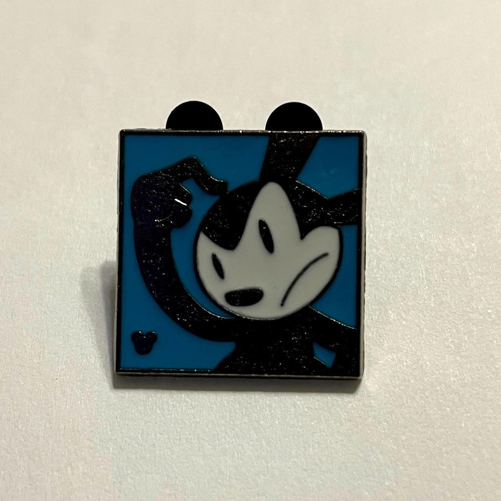 3/$25 Disney Trading Pins Blue HTF Oswald The Lucky Rabbit